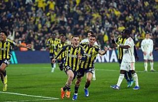 Fenerbahçe, lider Galatasaray ile puan farkını...