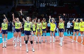 Fenerbahçe, Sultanlar Ligi’nde finalde