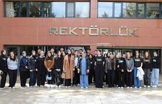 Fırat Üniversitesi’nde okul gezileri sürüyor