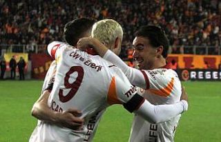 Galatasaray’da 2 değişiklik