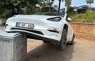 Gazipaşa’da trafik kazası: 3 yaralı