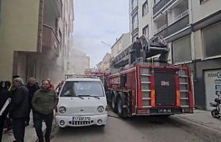 Gelibolu’da apartmanda çıkan yangın korkuttu