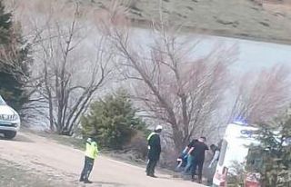 Genç kadını 8 yerinden bıçaklayıp baraja attılar