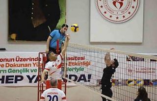 Gençlik Haftası kapsamında kurumlar arası voleybol...