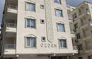 Gercüş’te genç öğretmen evinde ölü bulundu