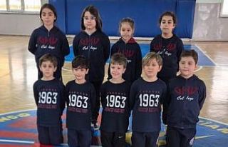 GKV’nin altın kulaçları başarıdan başarıya...