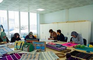 Gölbaşı’nda atıklar sanata dönüşüyor