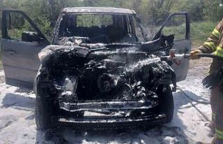 Gönen’de araç yangını paniğe neden oldu