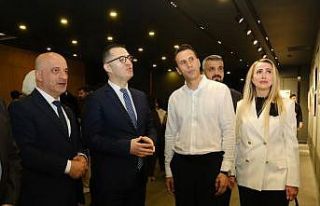 Hadi Mousavi’nin "Geçmişin İzinde: Eskişehir...