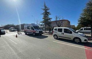 Hafif ticari aracın çarptığı hemşirelik bölümü...