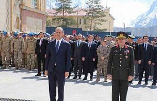 Hakkâri’nin kurtuluşu törenlerle kutlandı