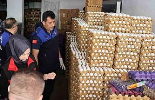 Haliliye’de sağlıksız depoya baskın: 5 bin koli...