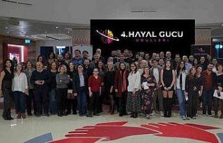 Hayallerinin peşinden gittiler