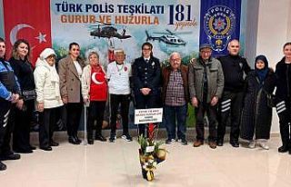 Huzurevi sakinlerinden emniyete anlamlı ziyaret