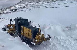 Iğdır’da nisan ayında karla mücadele