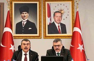 İki bakandan 81 il valisi ve il milli eğitim müdürü...
