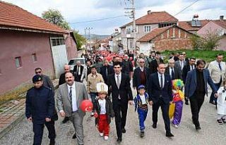 İlçede 23 Nisan öncesi coşkusu yürüyüşle taçlandı