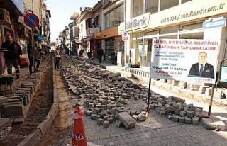 İncirliova’da Fevzi Paşa Caddesi yenileniyor
