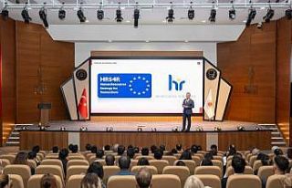 İzmir Adliyesinde ’Bir Liderin İnşası’ konferansı...