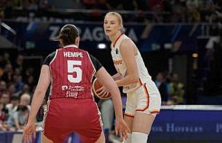 Kadınlar Euroleague’de finalin adı: Fenerbahçe...