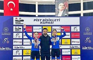 Kağıtspor’dan 471 madalyalık başarı