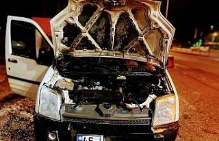 Kahramanmaraş’ta iki farklı noktada araç yangını...