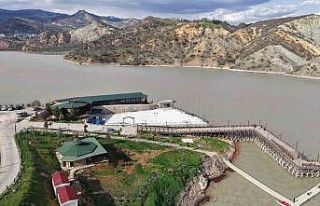 Kar ve yağmurlarla Uzunçayır Baraj Gölü’nün...