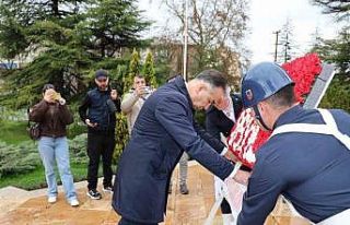 Karabük’te 89. yıl kutlamaları çelenk sunma...