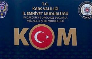 Kars’ta kaçakçılık operasyonu: Binlerce makaron...