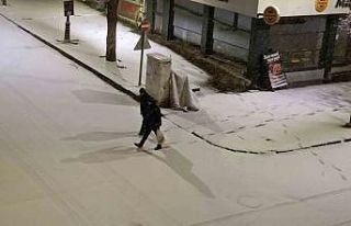 Kars’ta Nisan sürprizi: Şehir merkezi 5 dakikada...