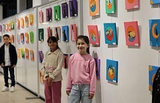 Kartepe’de minik ressamların eserleri Sanat Evi’nde...