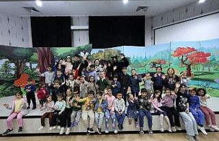 Kartepe’de tiyatro rüzgarı