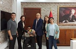 Kaymakam İlhan engellileri ağırladı