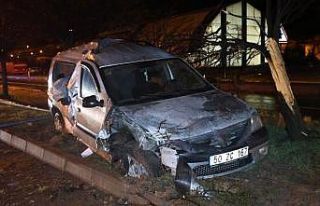 Kaza yaptıktan sonra çalıların arasına saklanan...