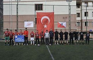 Kemaliye’de Polis Haftası’nda dostluk maçı...