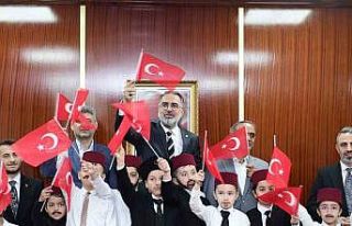 Kestel Belediyesi Meclis Salonu’nda miniklerden...