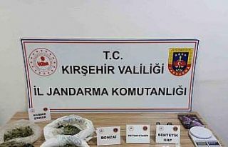 Kırşehir’de uyuşturucu tacirine suçüstü