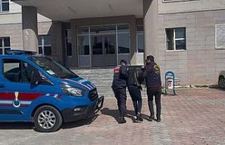 Komiserim yalanıyla 1 milyon TL dolandıran 2 şüpheli...