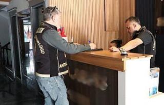 Konaklama tesisleri ve araç kiralama firmalarına...