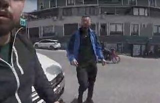 Korna çaldı, darp edildi: Trafik magandaları kameraya...
