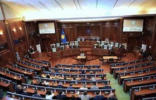 Kosova’da halk, 7 Haziran’da erken genel seçimler...