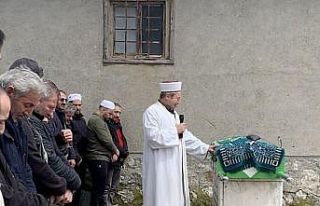 "Köyün neşesi" engelli genç herkesi...