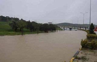 Kuvvetli yağışın etkili olduğu Antakya’da eğitime...