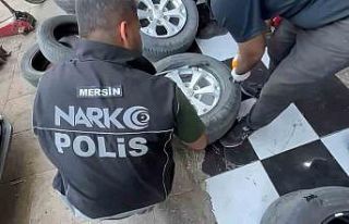 Lastiklere yapılan özel bölmeden 8 kilo 266 gram...