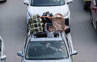 Lübnanlı aileler, ateşkesin ardından ülkenin...