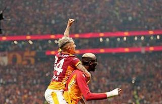 Lucas Torreira’nın bu sezonki 4. gol sevinci