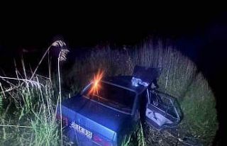 Manisa’da otomobil kanala uçtu: 2 ölü, 5 yaralı