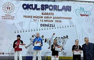 Manisalı karateciler Denizli’de fırtına gibi...