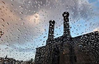 Meteorolojiden kuvvetli sağanak yağış uyarısı