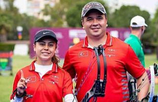 Milli okçular Hazal ve Emircan’dan altın madalya